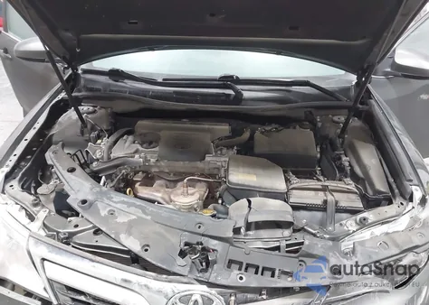 2014 Toyota Camry Le z USA, uszkodzony, nr VIN 4T4BF1FK2ER436355